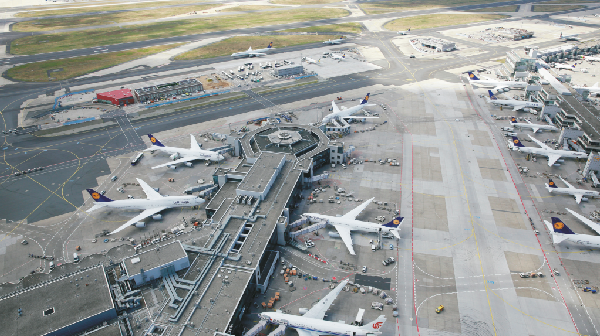Fraport AG beauftragt GfL mit Fortführung der Kooperation im Rahmen der EASA-Zertifizierung des Verkehrsflughafens Frankfurt/Main