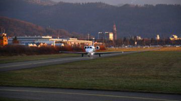 Sicherheitsbewertung von Parallelflugbetrieb am Verkehrslandeplatz Freiburg